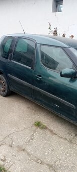 Predám škoda Roomster - 8