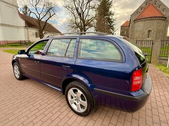 Škoda Octavia Combi 1.9 TDi PD 4x4 SuisseIceHockey Xenon ESP - 8