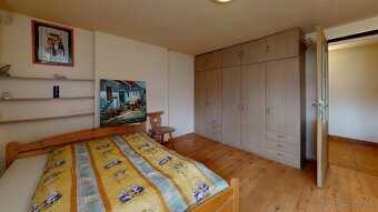 Na predaj veľký 3 podlažný dom Šulekovo, pozemok 524m2 - 8