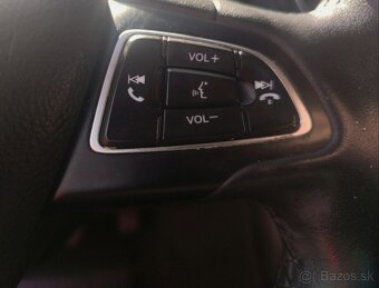 Ford Focus kombi 1.0 ecoboost 8/2016 - 8