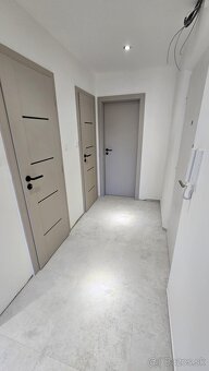 NOVINKA - 3 izb. byt ROŽŇAVSKÁ ul. Terasa - NOVÁ REKONŠTRUKC - 8