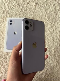 iPhone 11 - 8