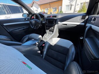 ŠKODA OCTAVIA COMBI RS 2.0TDI CR DSG 125KW 170PS XENON - 8