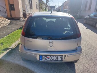Opel Corsa 1.2 - 8