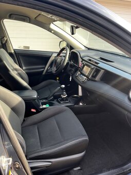 Toyota Rav4 - dohoda možná - 8