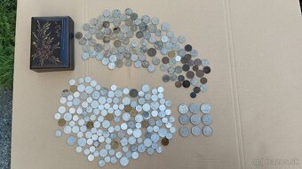 Mix minci - staré mince - konvolut minci v dřevěné truhličce - 8