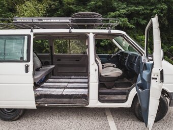 Predám VW Caravelle T4 2.4d syncro 57kw 4x4 - 8