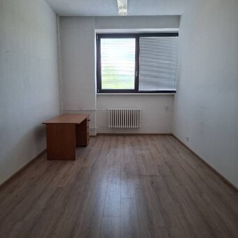 Na prenájom kancelárske priestory – Žilina, 20 m² a 38 m² - 8