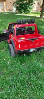 Detské elektrické auto Ford Super Duty 4x4 - 8