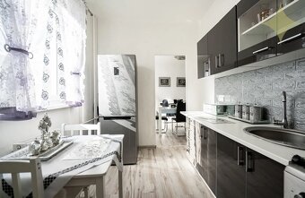 Na prenajom kompletne zariadený 2 izbový byt s balkónom - 8