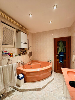 Veľký 3 izb byt KE - Sever, Mengusovská ul.., zariadený - 8