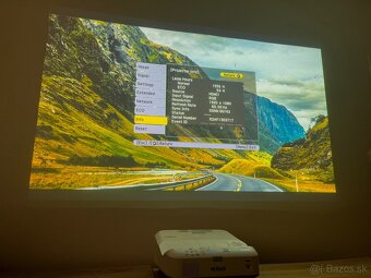 Projektor Epson EB-685W - 8