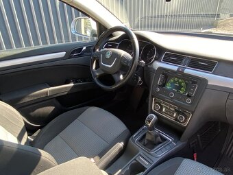 Škoda Superb Combi 2.0 TDi 103kW, rok výroby 28.12.2011 - 8