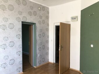 Na predaj polyfunkčná budova v centre Prievidze - 8