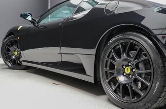 Exkluzivní Ferrari F430 Coupé - 8