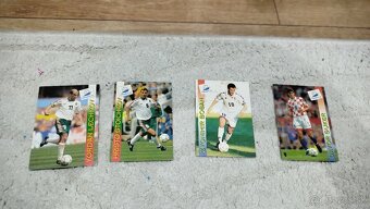 Predám komplet sériu futbalových kartičiek FRANCE 98 - 8