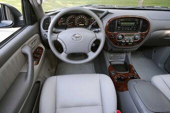 2007 Toyota SEQUOIA LIMITED 4WD - 8