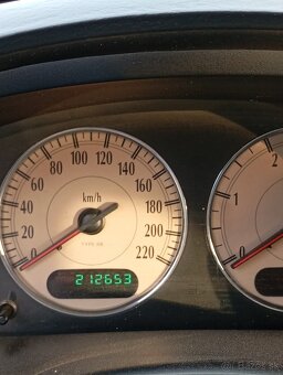 Chrysler Voyager 2.8 CRD - 8