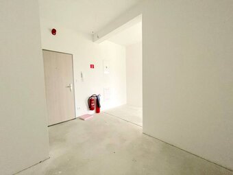 NA PREDAJ 1,5-IZBOVY APARTMÁN S TERASOU, STUPAVA. - 8