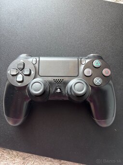 PS4 Slim - 500GB - 8