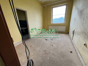 Predaj  polyfunkčný dom -  Levice   (020-18-MIJK) - 8