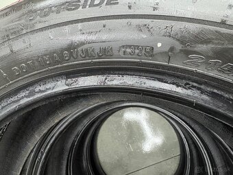 215/55r17 cistonove letne pneu Nexen - 8