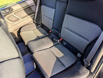 Subaru Legacy 2.0 benzín automat - 8