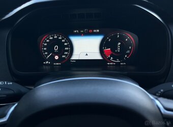 Volvo XC90 D5 235k Drive-E Inscription AWD A/T - 8