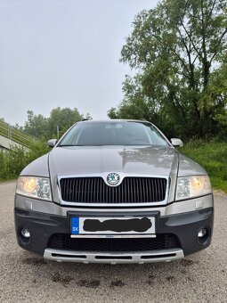 ŠKODA OCTAVIA SCOUT 2 COMBI 2.0TDI 103KW 4X4 M6 2008 - 8