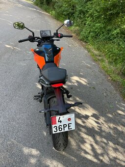 KTM DUKE 125 - 8