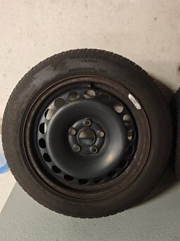 Plechové disky 5x112r16 so zimnými pneu - 8