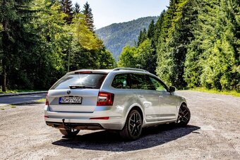 Škoda Octavia Combi 2.0 TDI Ambition 4x4 - 8