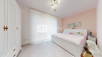 „Váš domov medzi prírodou a eleganciou" /Pekné 4 izbové býv - 8