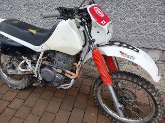 Honda XR 600 - 8