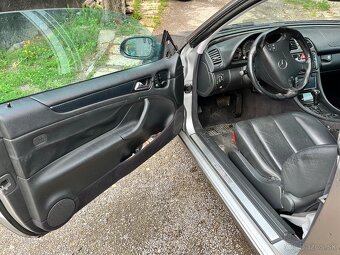 Mercedes benz CLK -3,2 benzín automat - 8