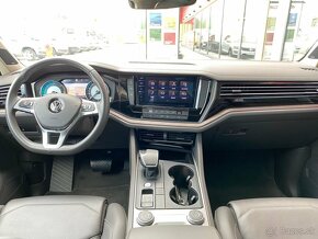 VOLKSWAGEN TOUAREG 3,0 TDI V6 210KW 4MOTION - 8