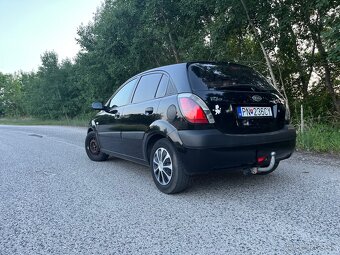 Kia Rio 1.5crdi - 8