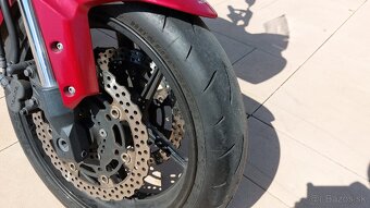 Kavasaki Versys 650 - 8