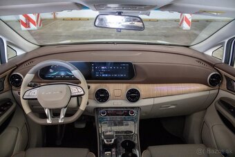 Dongfeng Forthing U-Tour 1. majiteľ 7 miestny v záruke - 8