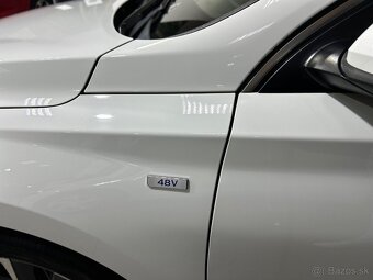 Hyundai i30 Fastback 1,5 T-GDi mHEV iMT Family - 8