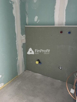 Kancelárske priestory s voliteľnou dispozíciou a skladom na  - 8