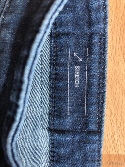 Pánske džínsy HugoBoss. - 8