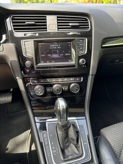 Volkswagen Golf 1.4 TSI BMT 140k Highline DSG/7 benzín - 8