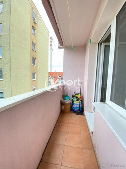 Na predaj 1 izbový byt na investíciu na sídlisku Nová Ves - 8