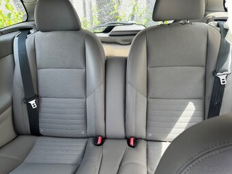 Volvo C30, Nafta 1.6 - 8
