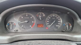 Peugeot 406 coupe - 8