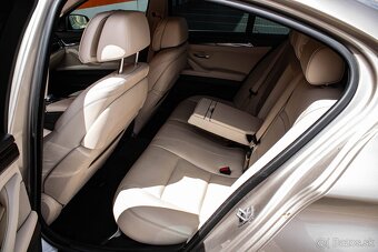 BMW 520d xDrive, HUD, Harman/Kardon - 8