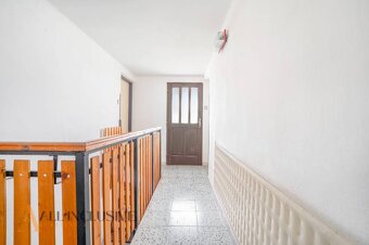 ALL INCLUSIVE | NA PREDAJ 7-IZBOVÝ POSCHODOVÝ RODINNÝ DOM, V - 8