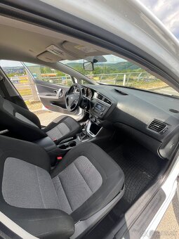 Predám Kia Ceed 1.4 CVVT (silver) , r.v. 2017 - 8