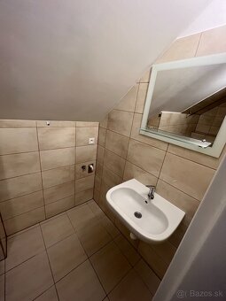 Luxusný 3+1 byt na námestí Spišská Nová Ves - 8